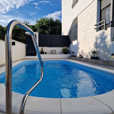 Apartman Marcelina 1 With Private Pool Trogir Dış mekan fotoğraf